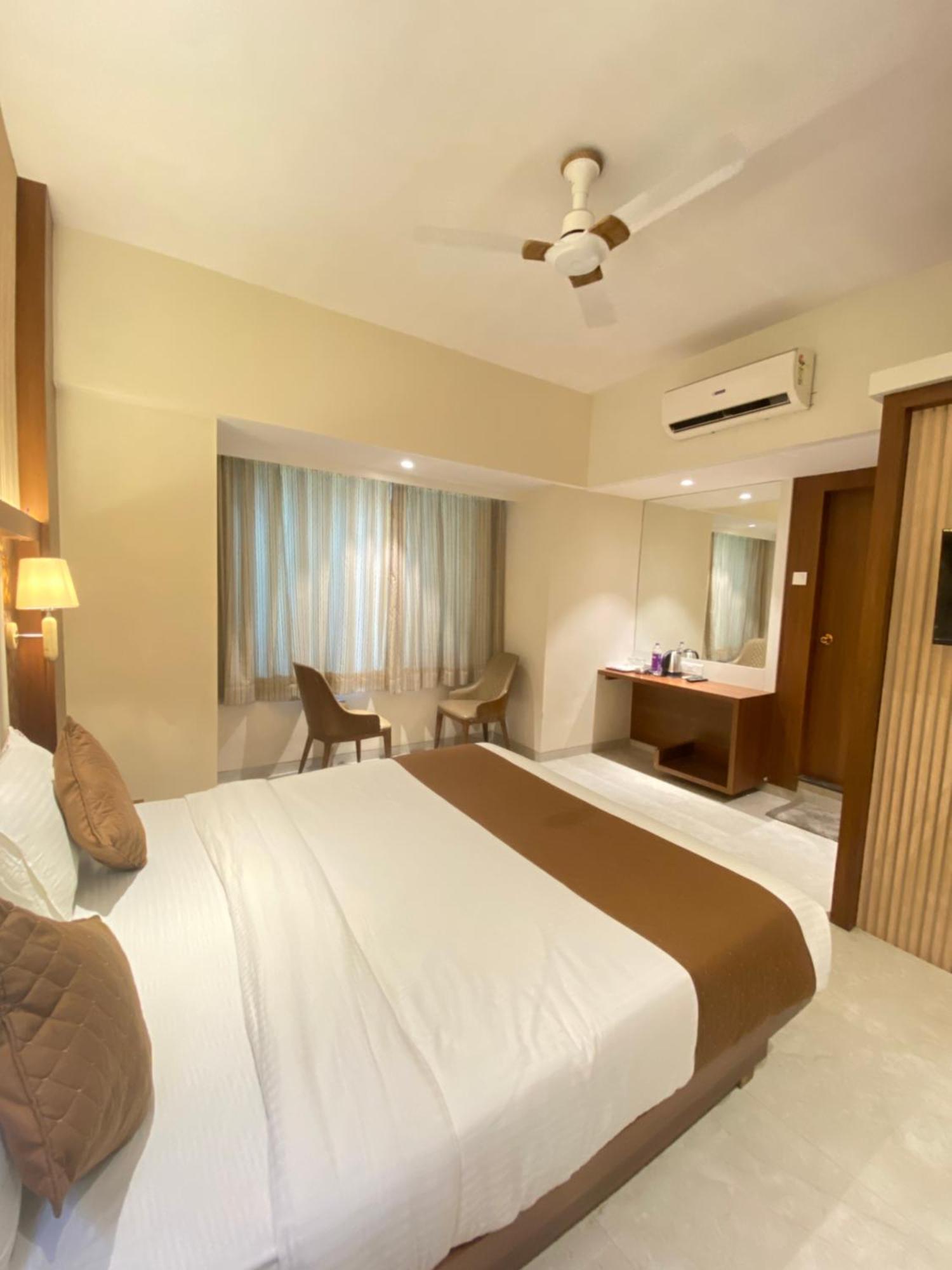 Hotel Czar Inn - Vashi Нави Мумбаи Экстерьер фото