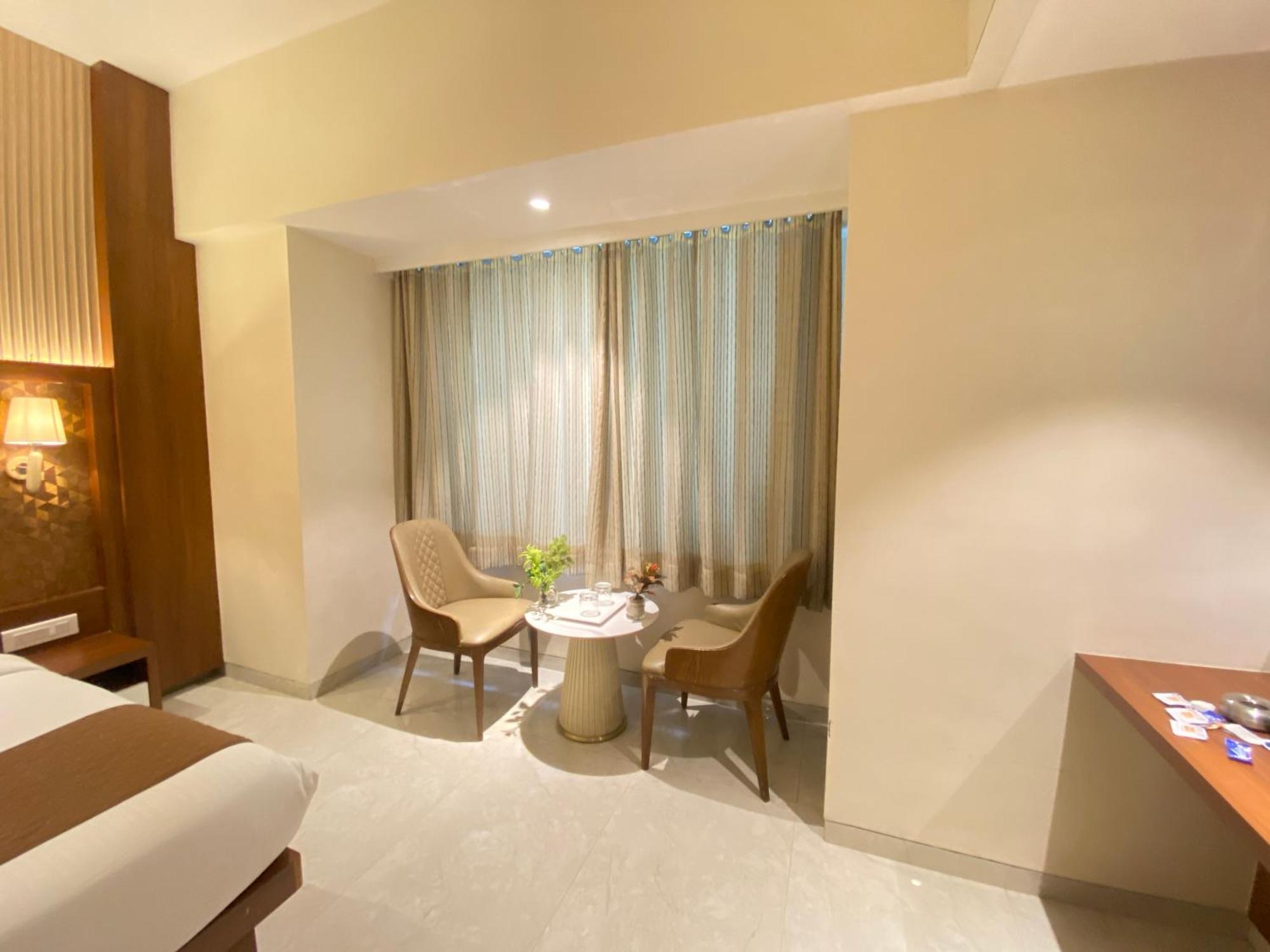 Hotel Czar Inn - Vashi Нави Мумбаи Экстерьер фото