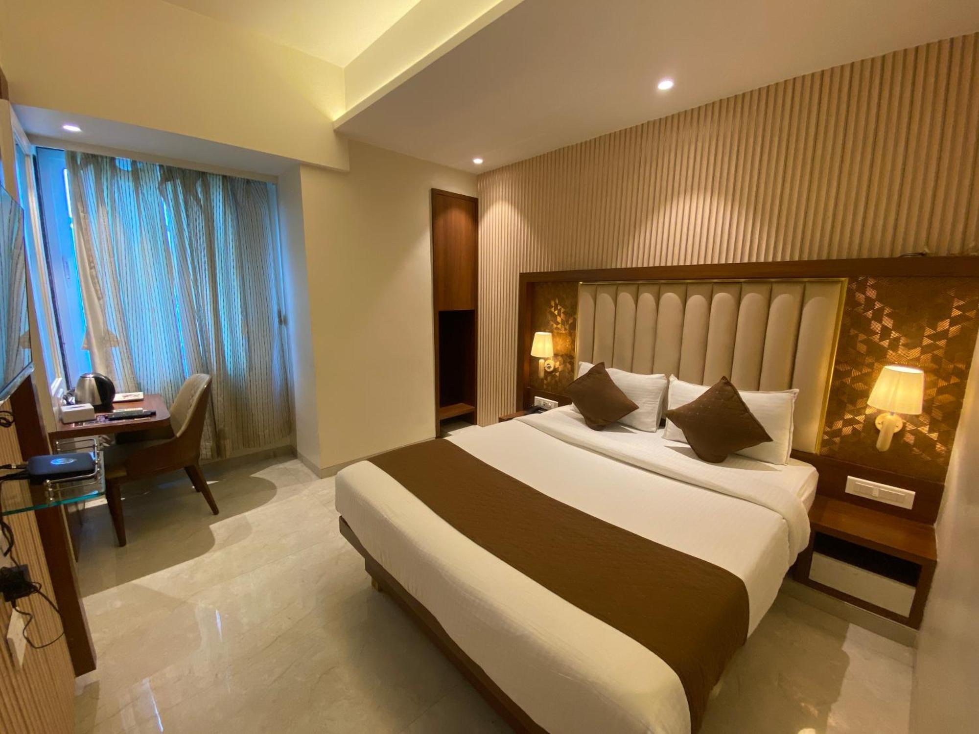Hotel Czar Inn - Vashi Нави Мумбаи Экстерьер фото
